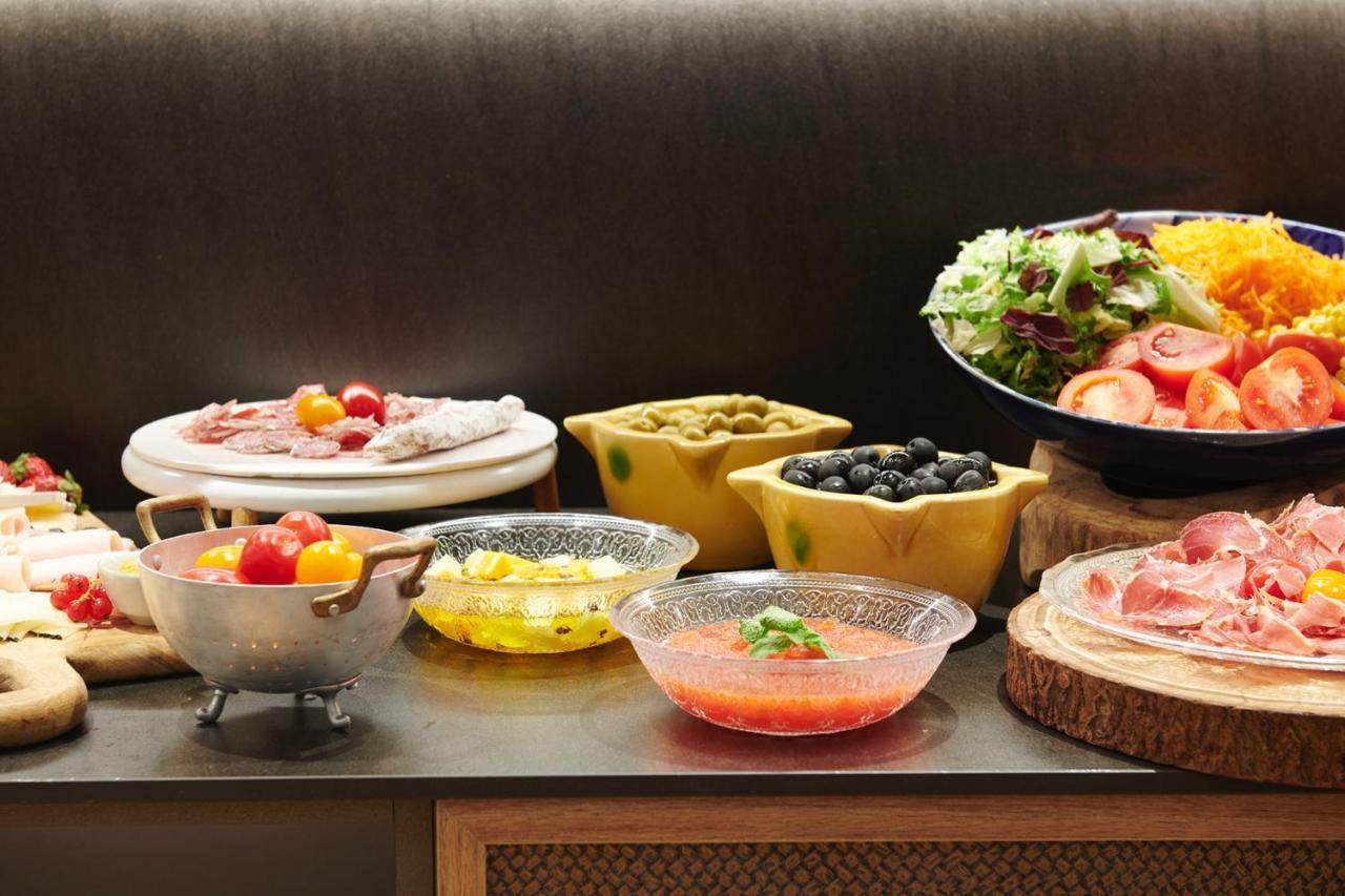 Acta Splendid Hotel 3*